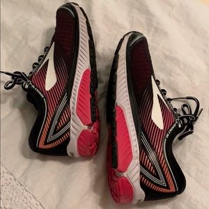 Brooks Ghost 10
